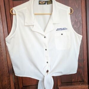 Harley Davidson white sleeveless snap front shirt